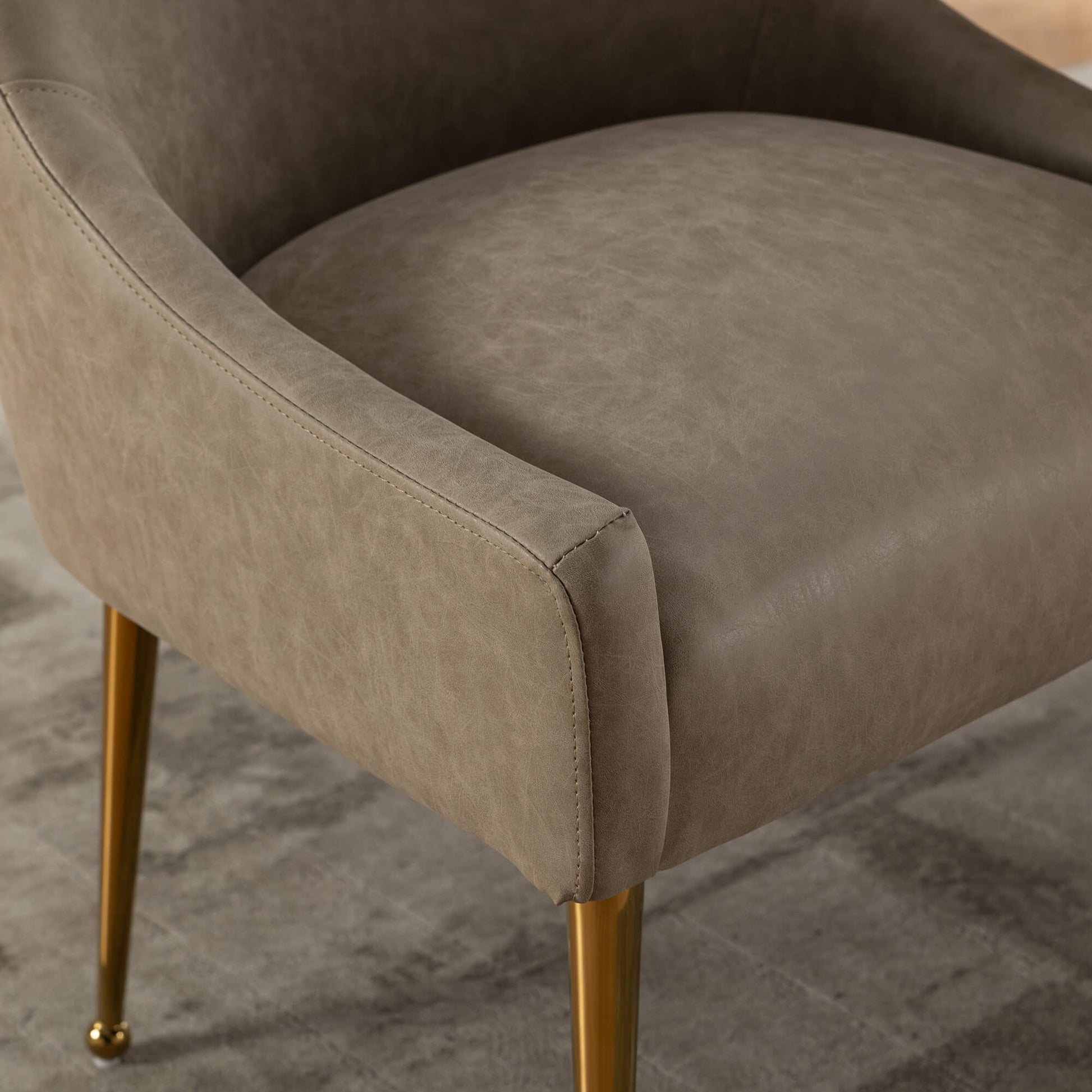 SEYNAR Modern Glam PU Leather Dining Chair or Vanity Chair Set of 2/4/6 with Rear Handle