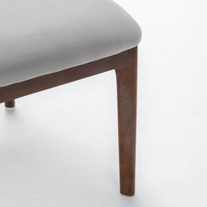 SEYNAR Modern Velvet Dining Chairs with Solid Wood Legs Set of 2/4/6