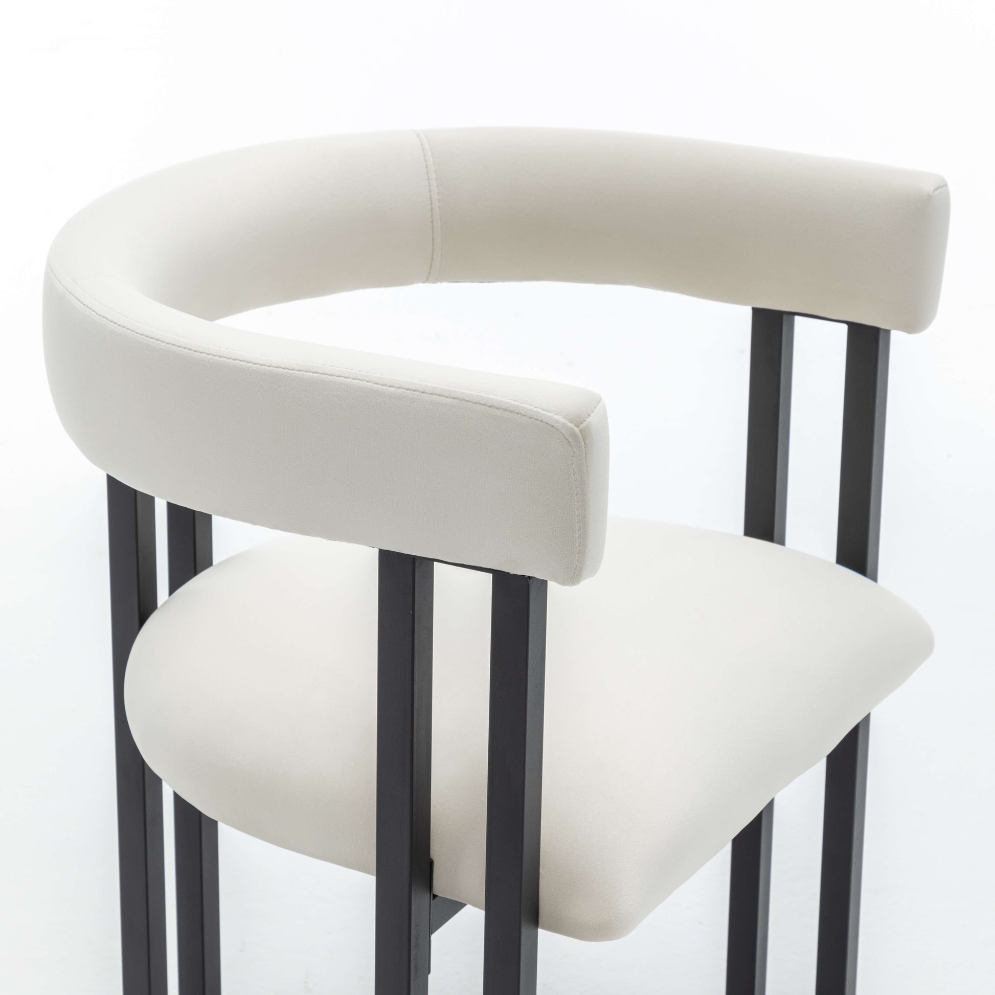 SEYNAR Modern Velvet Dining Chairs Set of 2, Curved Barrel Back Upholstered Armchairs with Black Metal Frame for Dining Room