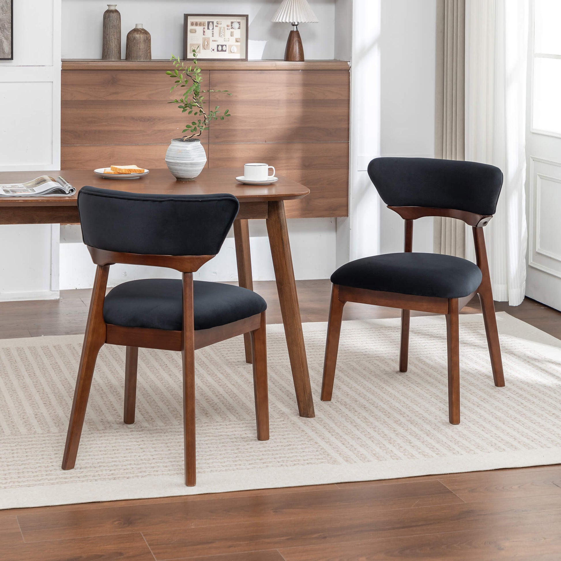 SEYNAR Modern Velvet Dining Chairs with Solid Wood Legs Set of 2/4/6