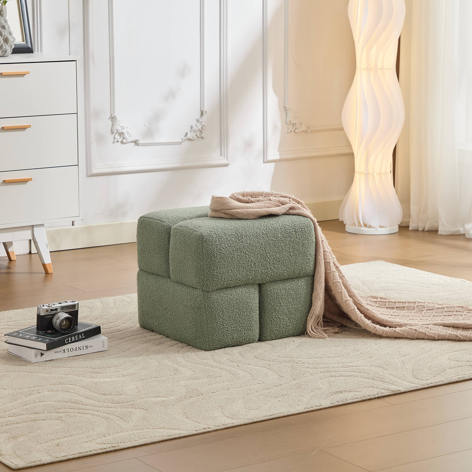 SEYNAR Modern 16.5''Faux Sherpa Square  Cube Otttoman