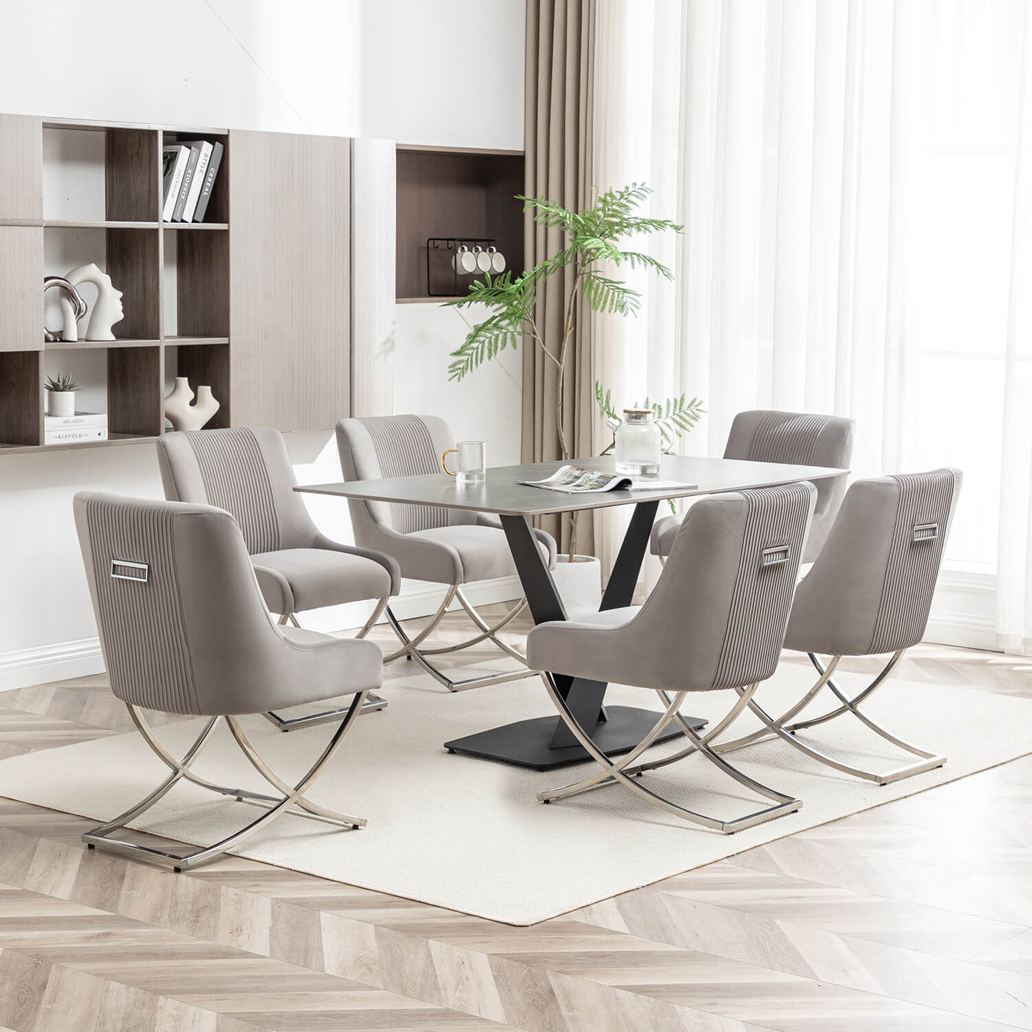 SEYNAR Contempoary Velvet Dining Chair Set of 2/4/6 with Metal Frame Legs and Back Pull