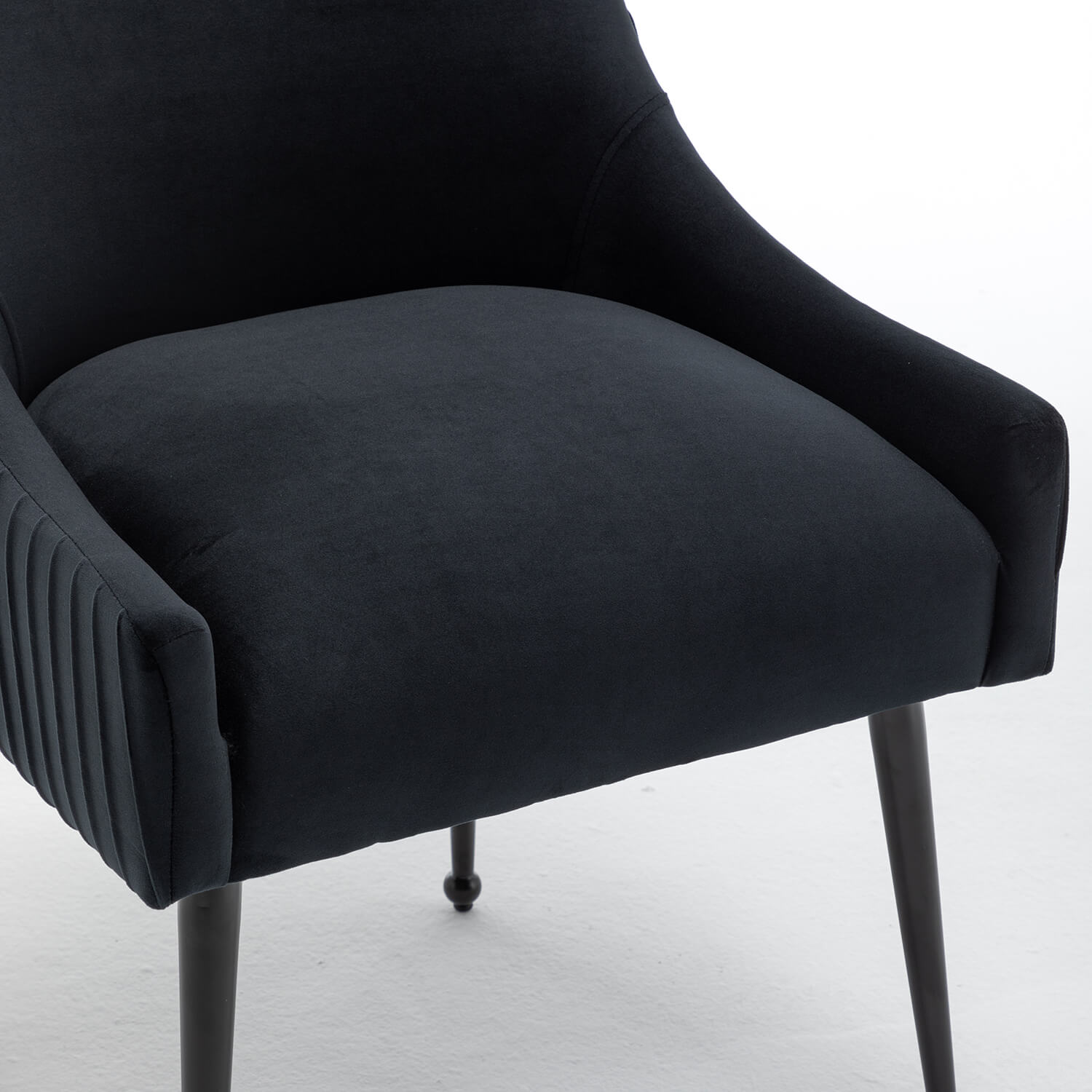 SEYNAR Modern Glam Velvet Black Metal Legs Dining Chair or Vanity Chair Set of 2/4/6 with Rear Handle